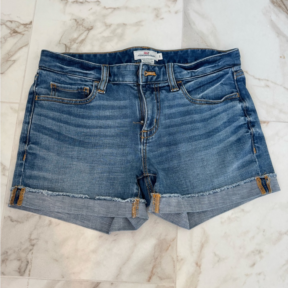 Vineyard Vines Classic Blue Jeans
